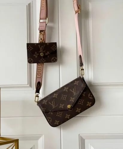 LOUIS VUITTON FELICIE STRAP & GO STYLISH BAG FOR WOMEN